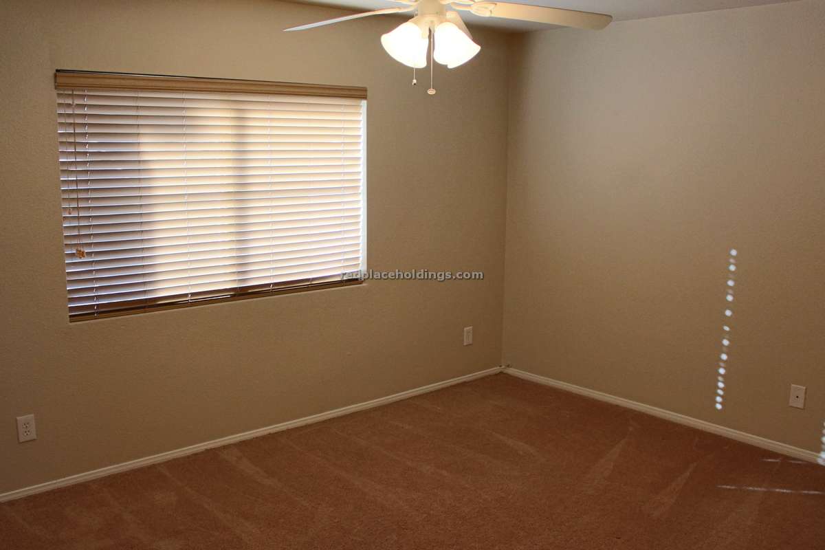 Upstairs Bed2